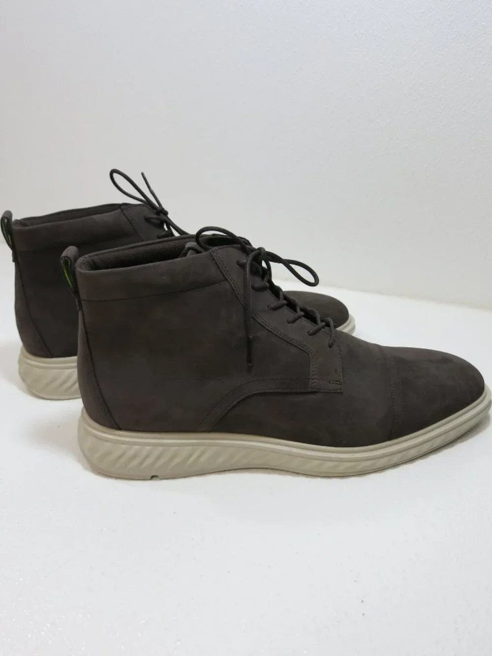 Ecco Shock Thru ST-1 Leather Comfort Casual Chukka Boots Shoes Mens sz 47 13